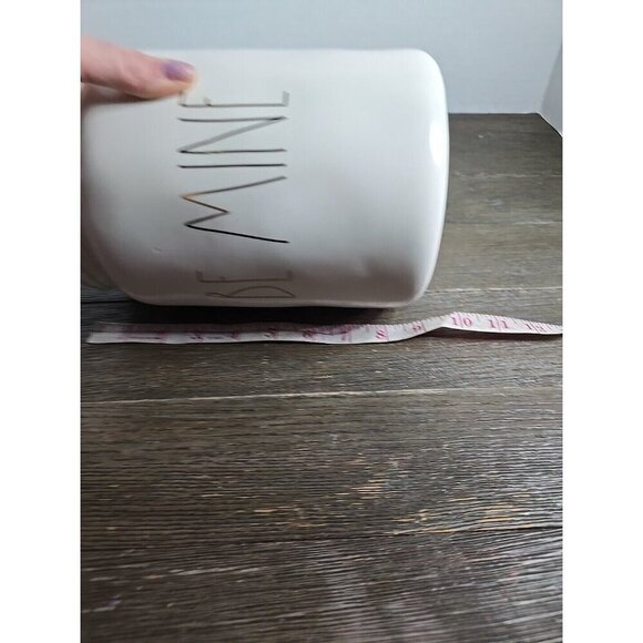 NWT Rae Dunn Artisan Be Mine Valentines Day Large Canister Gold Writing Ivory - Picture 8 of 9